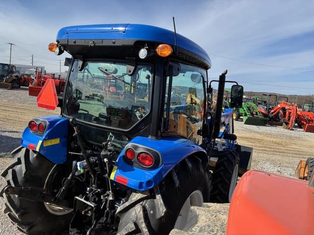 Image of New Holland Workmaster 75 equipment image 2