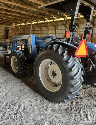 Image of New Holland Workmaster 75 Image 0
