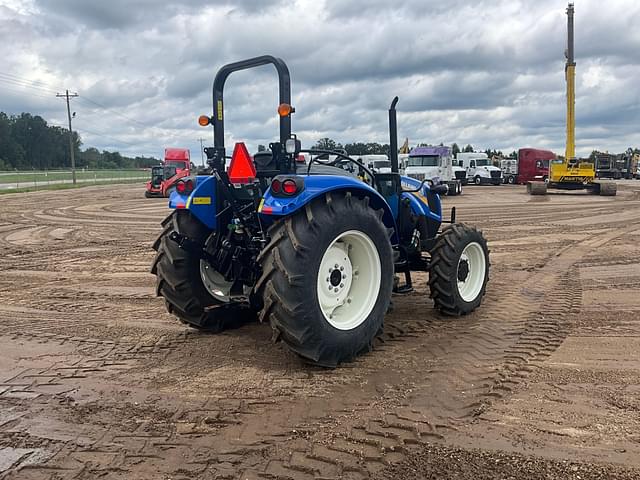 Image of New Holland Workmaster 75 equipment image 4