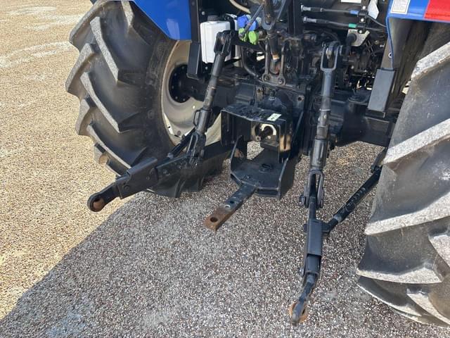 Image of New Holland Workmaster 75 equipment image 4