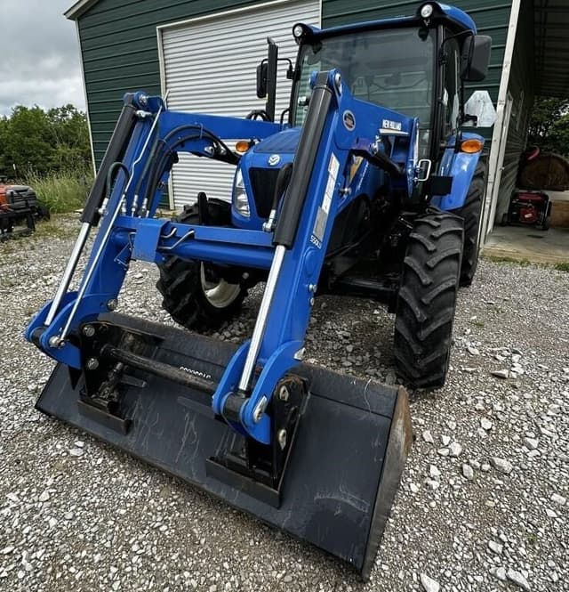 Image of New Holland Workmaster 75 equipment image 2