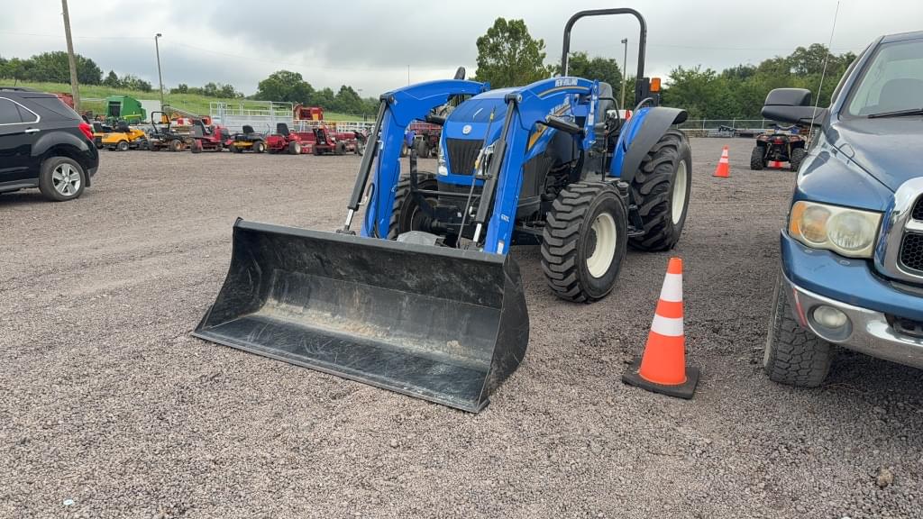 Image of New Holland Workmaster 95 Primary image