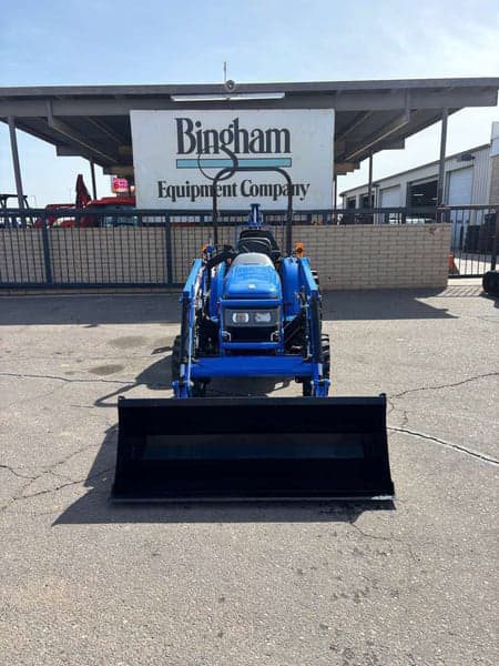 Image of New Holland Workmaster 25 equipment image 2