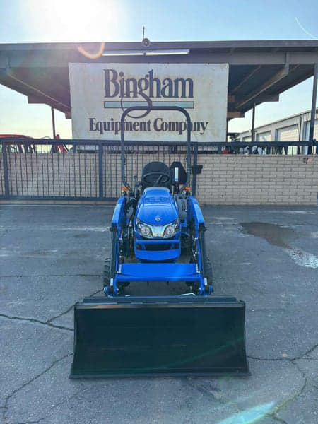 Image of New Holland Workmaster 255 equipment image 2
