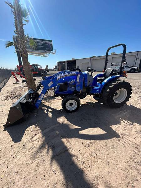 Image of New Holland Workmaster 35 equipment image 4