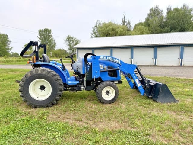 Image of New Holland Workmaster 35 equipment image 3