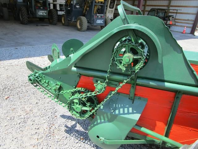 Image of New Idea 17 equipment image 3