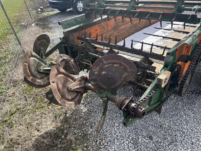 Image of New Idea 19 equipment image 4