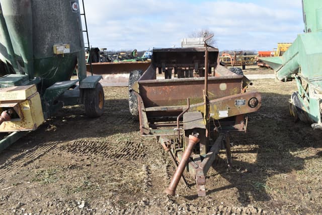 Image of New Idea 203 equipment image 1