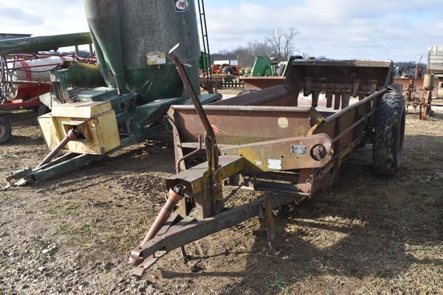 Image of New Idea 203 equipment image 2