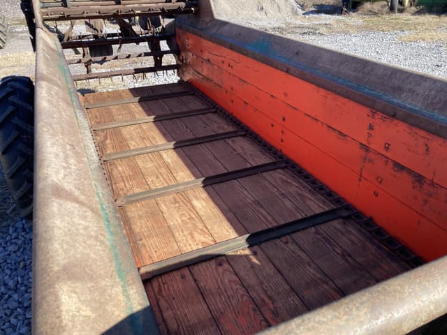 Image of New Idea 206 equipment image 1