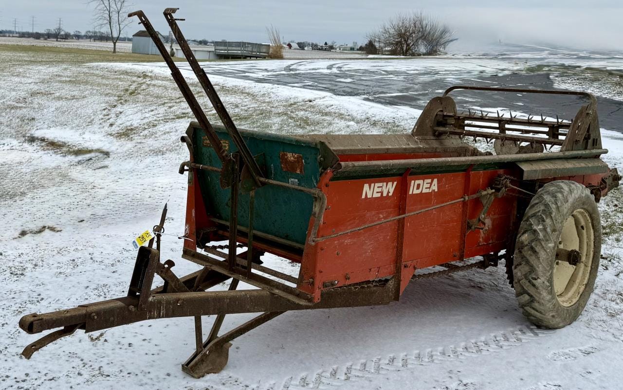 New Idea 206 Equipment Image0