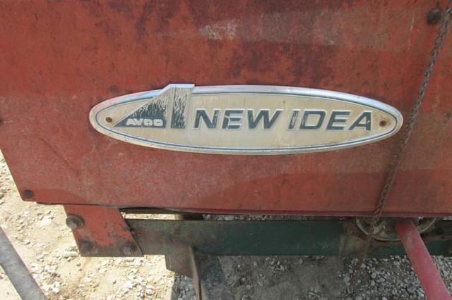 Image of New Idea 212 equipment image 1