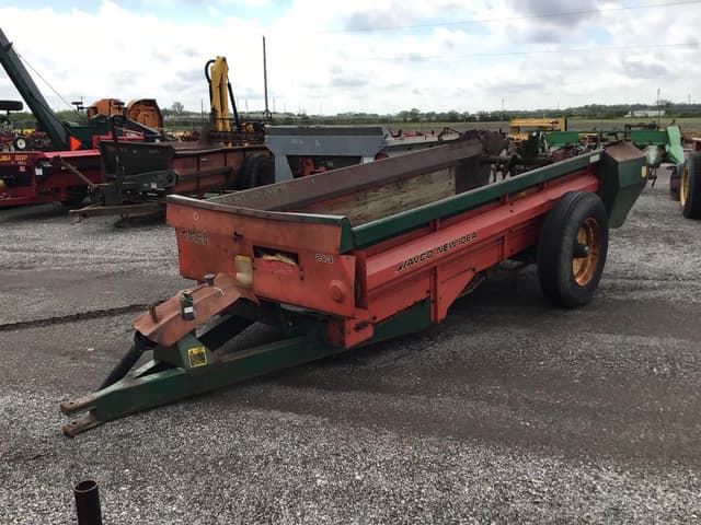 Image of New Idea 213 equipment image 1