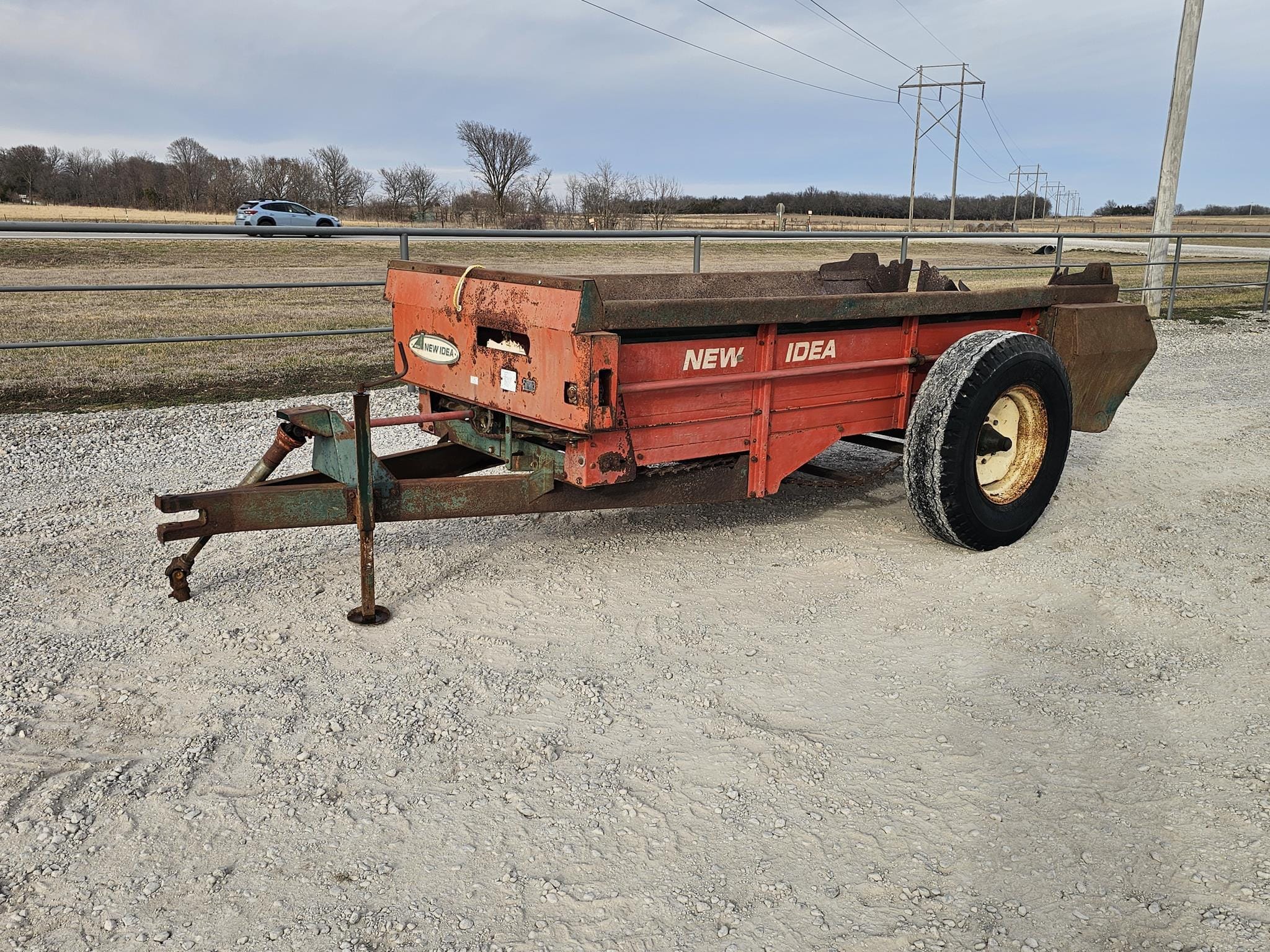 New Idea 217 Equipment Image0