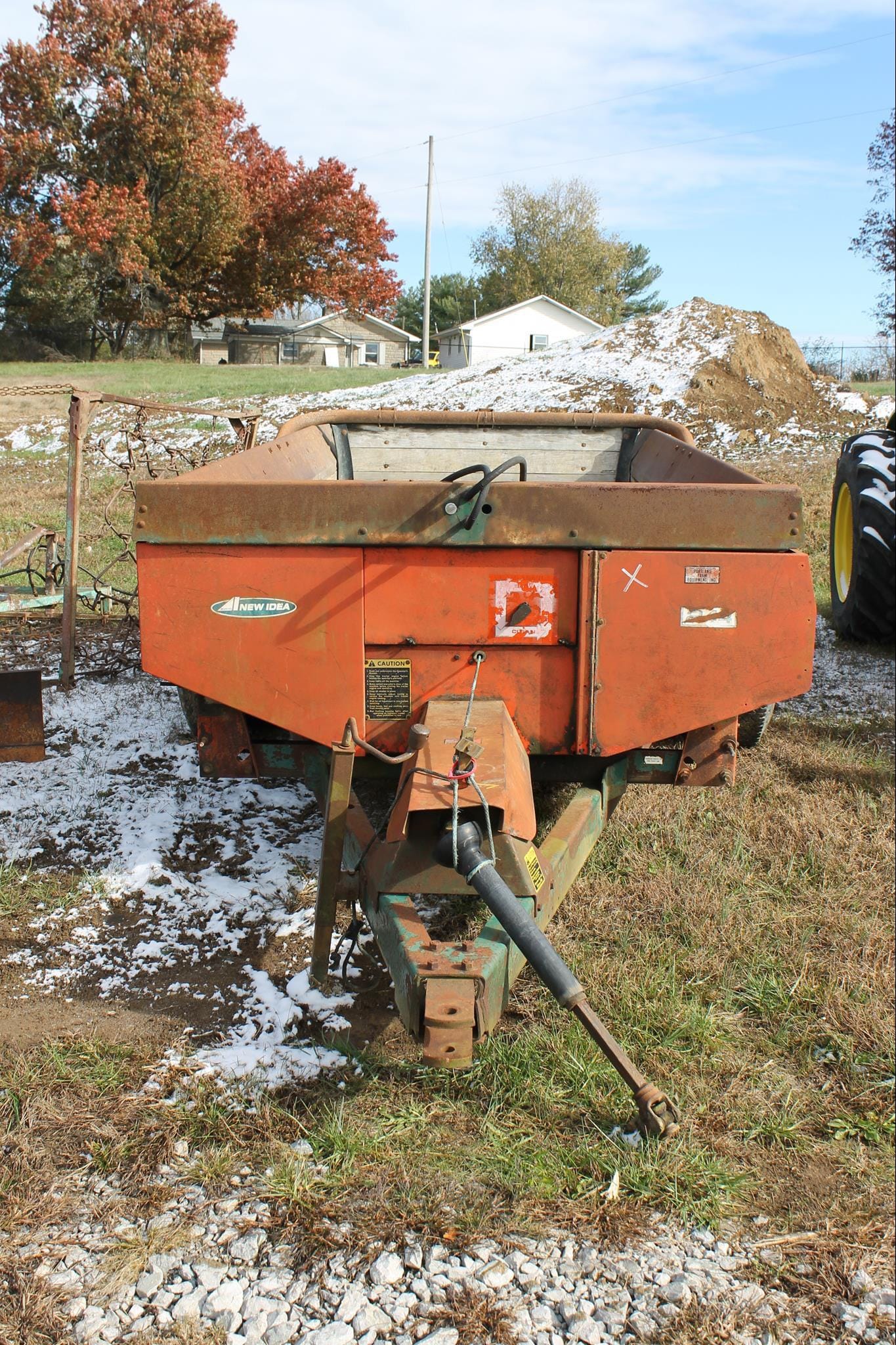 New Idea 244 Equipment Image0