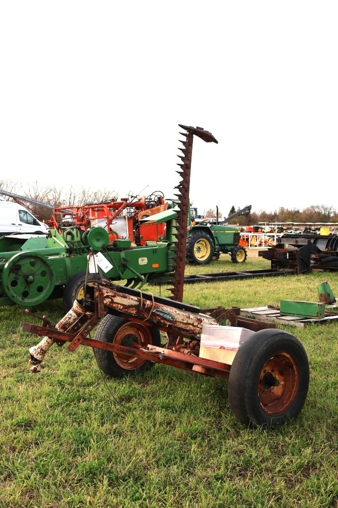 New Idea 251 Equipment Image0