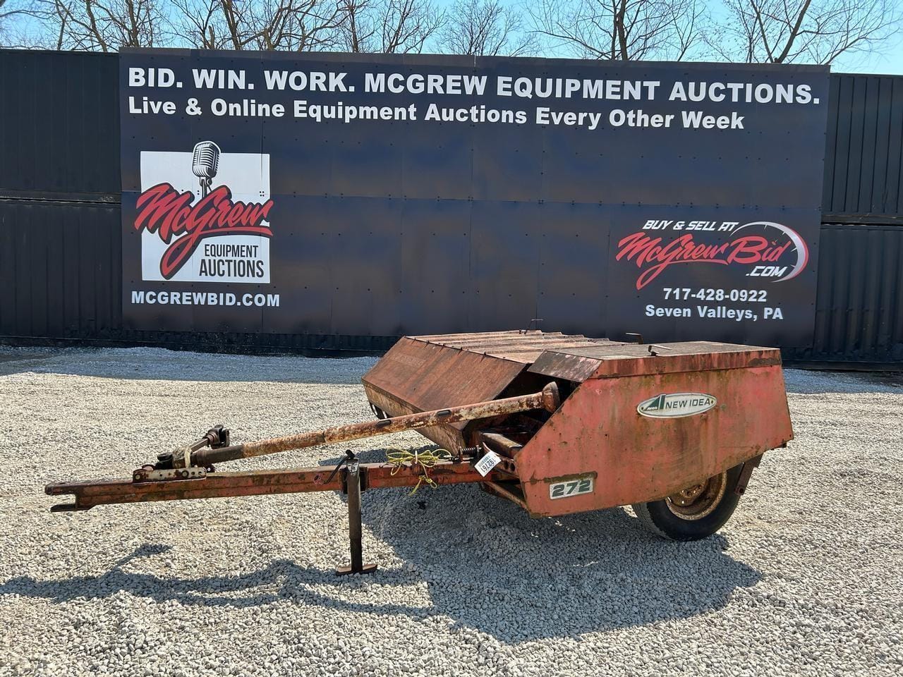 New Idea 272 Equipment Image0