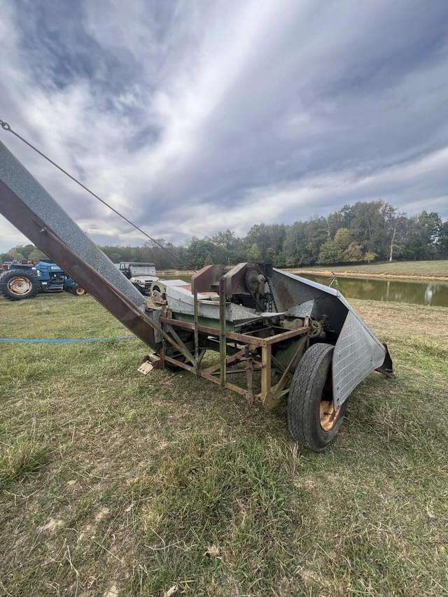 Image of New Idea 309 equipment image 3