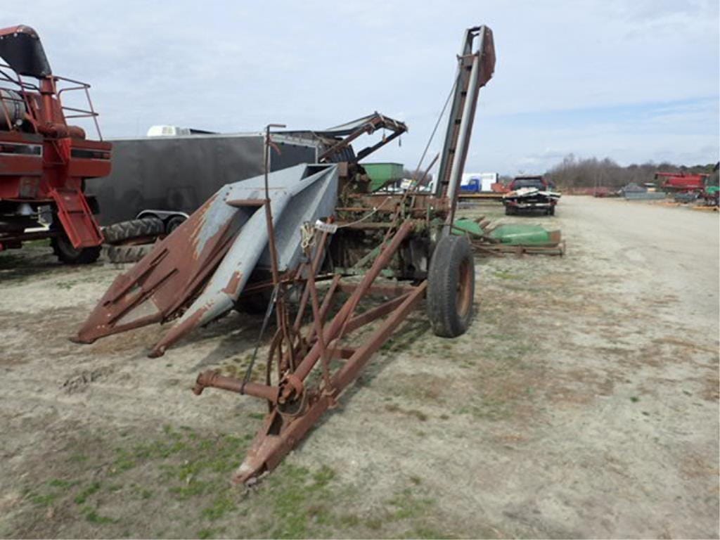 New Idea 310 Equipment Image0