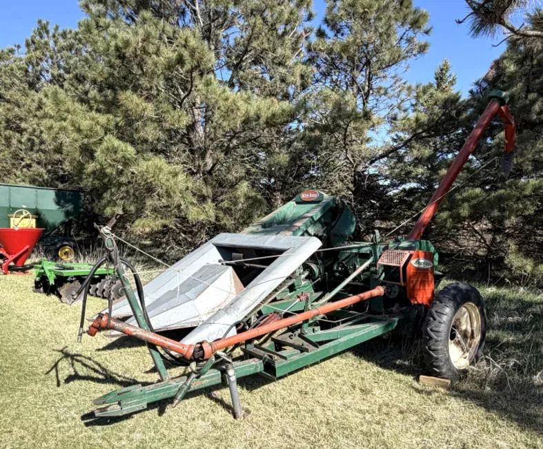 New Idea 314  Equipment Image0