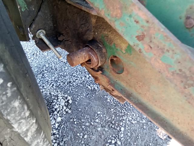 Image of New Idea 323 equipment image 4