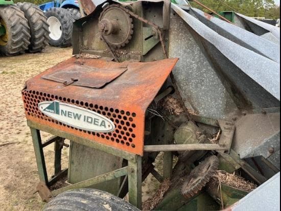 Image of New Idea 323 equipment image 4