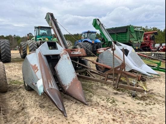 Image of New Idea 323 equipment image 1