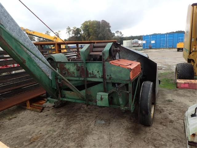 Image of New Idea 323 equipment image 4