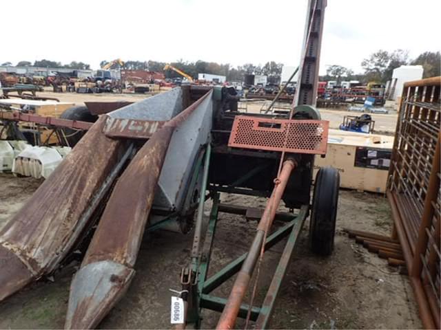 Image of New Idea 323 equipment image 2