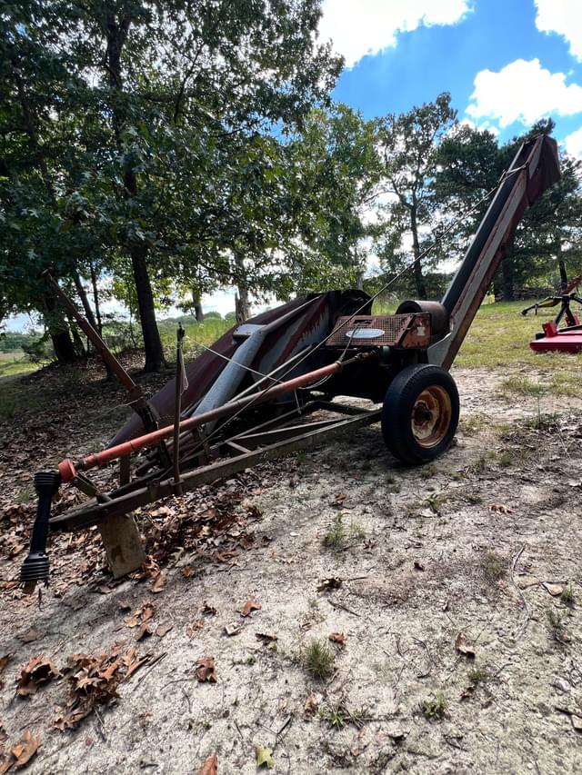 New Idea 323 Lot No. 10 Harvesting For Sale Tractor Zoom