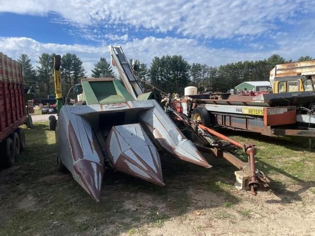 Image of New Idea 324 equipment image 1