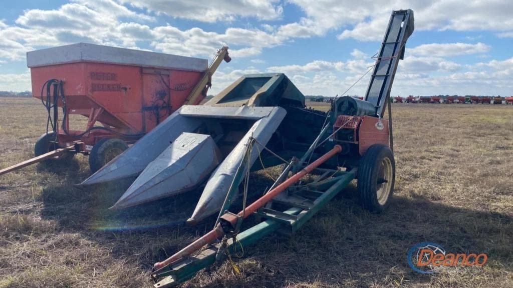 Image of New Idea 324 Primary image