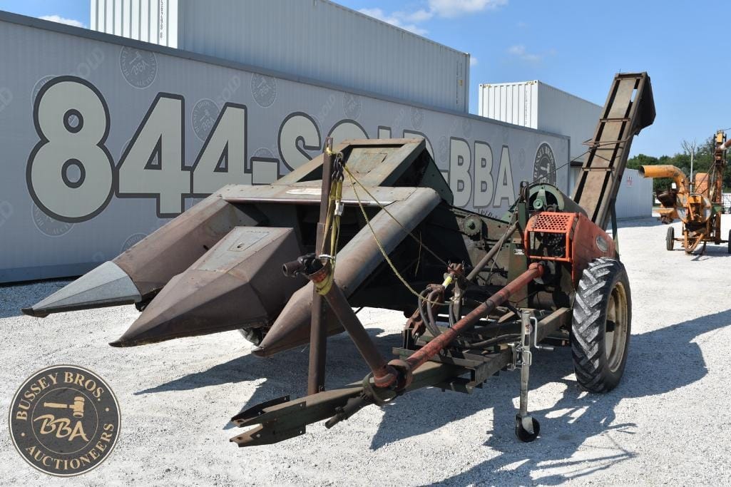 New Idea 324 Equipment Image0