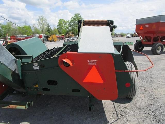Image of New Idea 324 equipment image 4