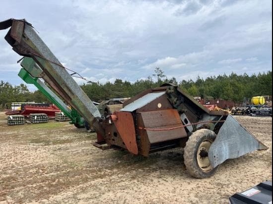 Image of New Idea 324 equipment image 2