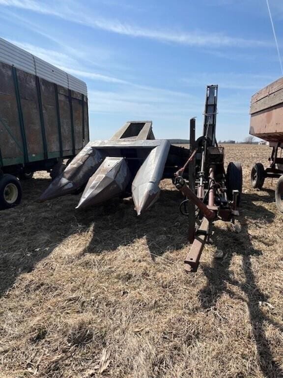 New Idea 325 Equipment Image0