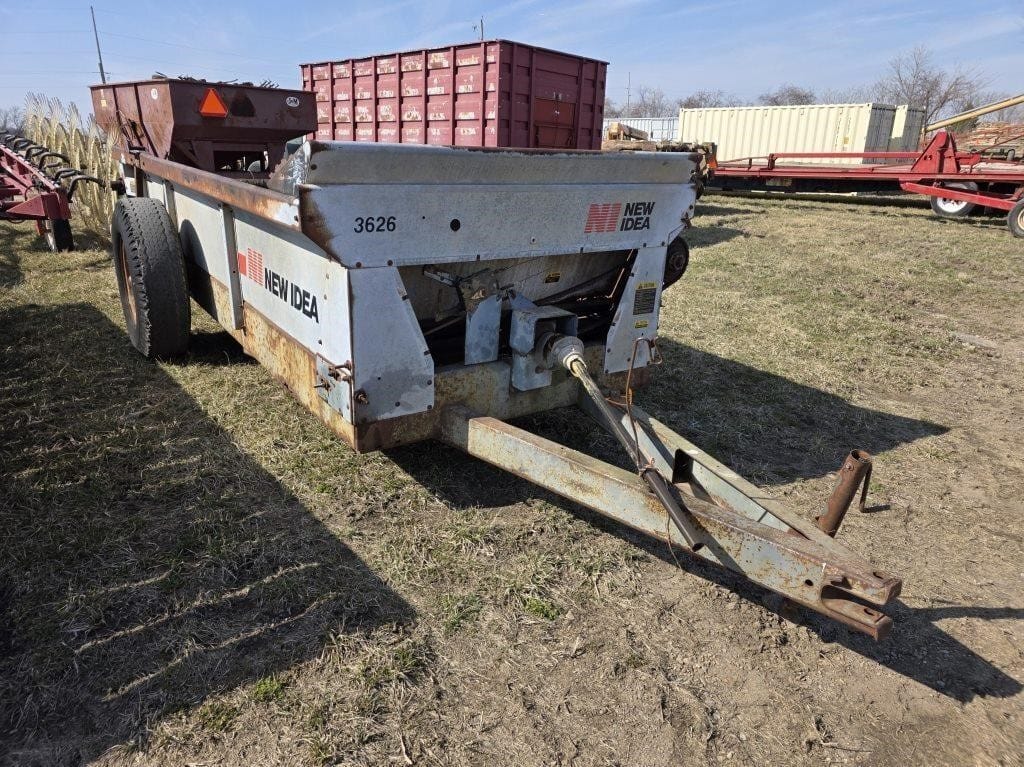 New Idea 3626 Equipment Image0