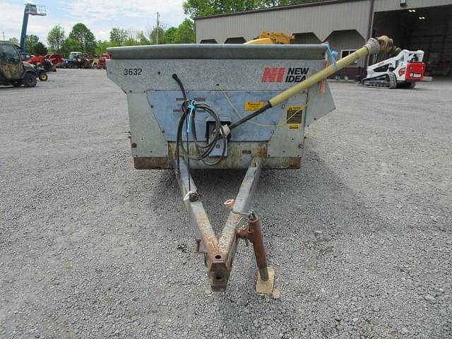 Image of New Holland 3632 equipment image 1