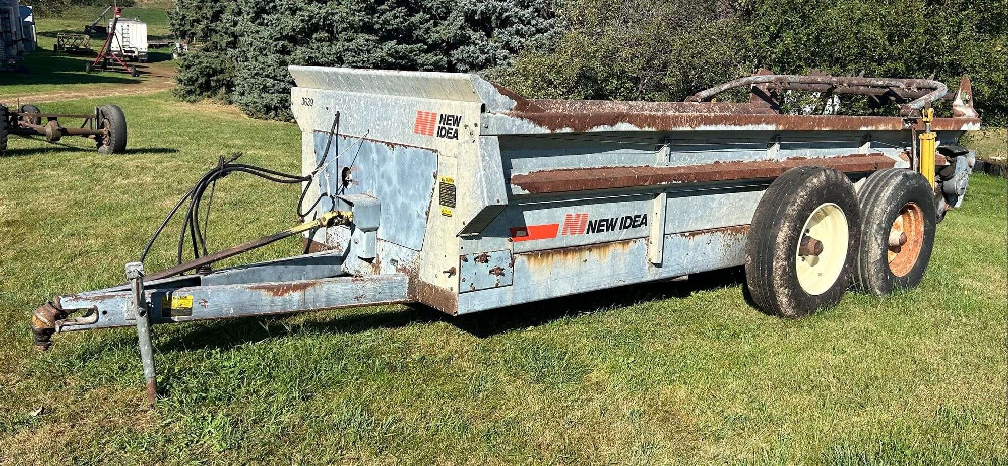 New Idea 3639 Equipment Image0