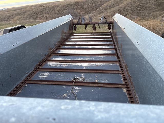 Image of New Idea 364 equipment image 4