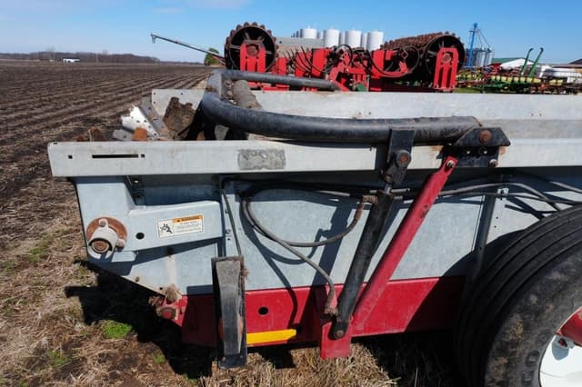 Image of New Idea 3726 equipment image 3