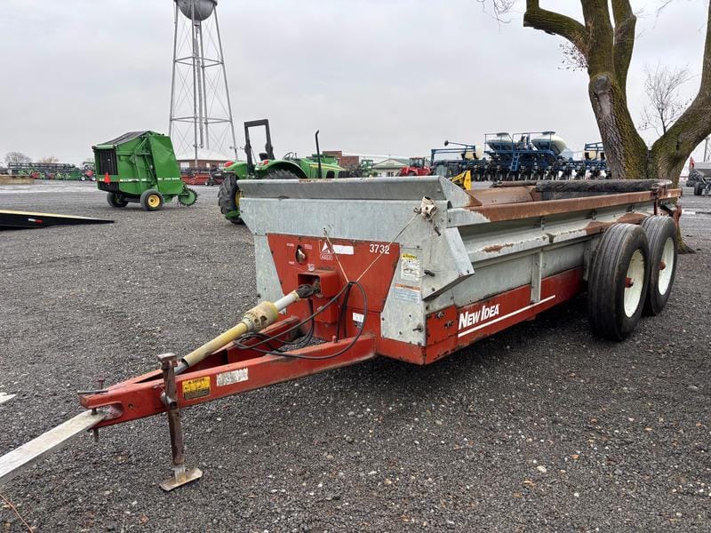 New Idea 3732 Equipment Image0