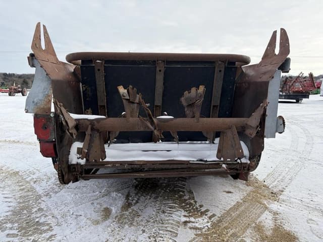 Image of New Idea 3743 equipment image 3