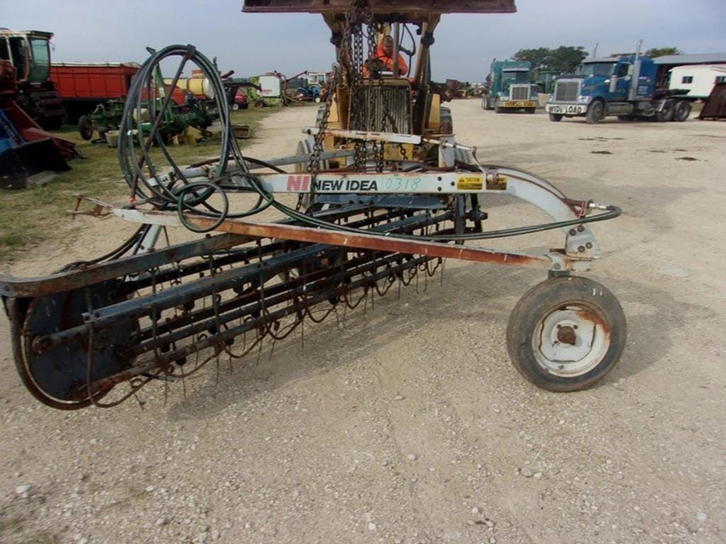 New Idea 4171 Equipment Image0