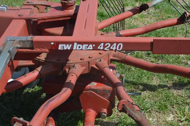 Image of New Idea 4240 equipment image 4