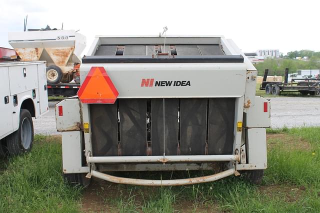Image of New Idea 484 equipment image 3