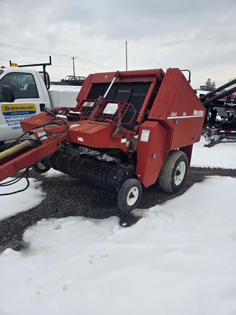 New Idea 4844 Equipment Image0
