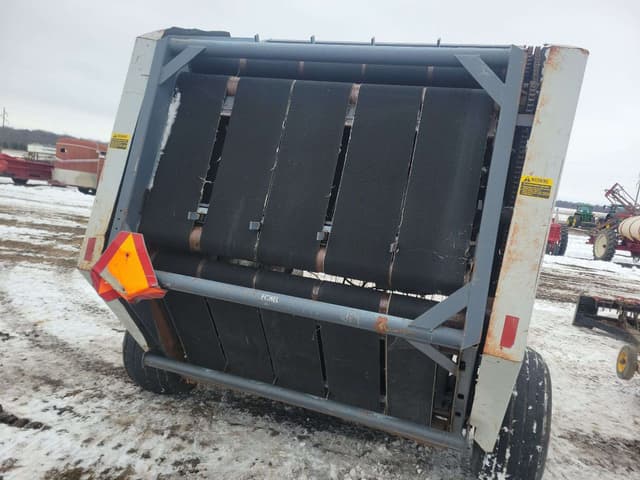 Image of New Idea 486 equipment image 3