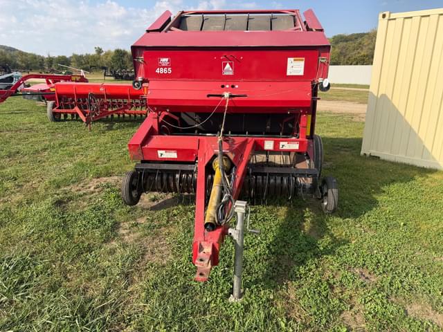 Image of New Idea 4865 equipment image 2